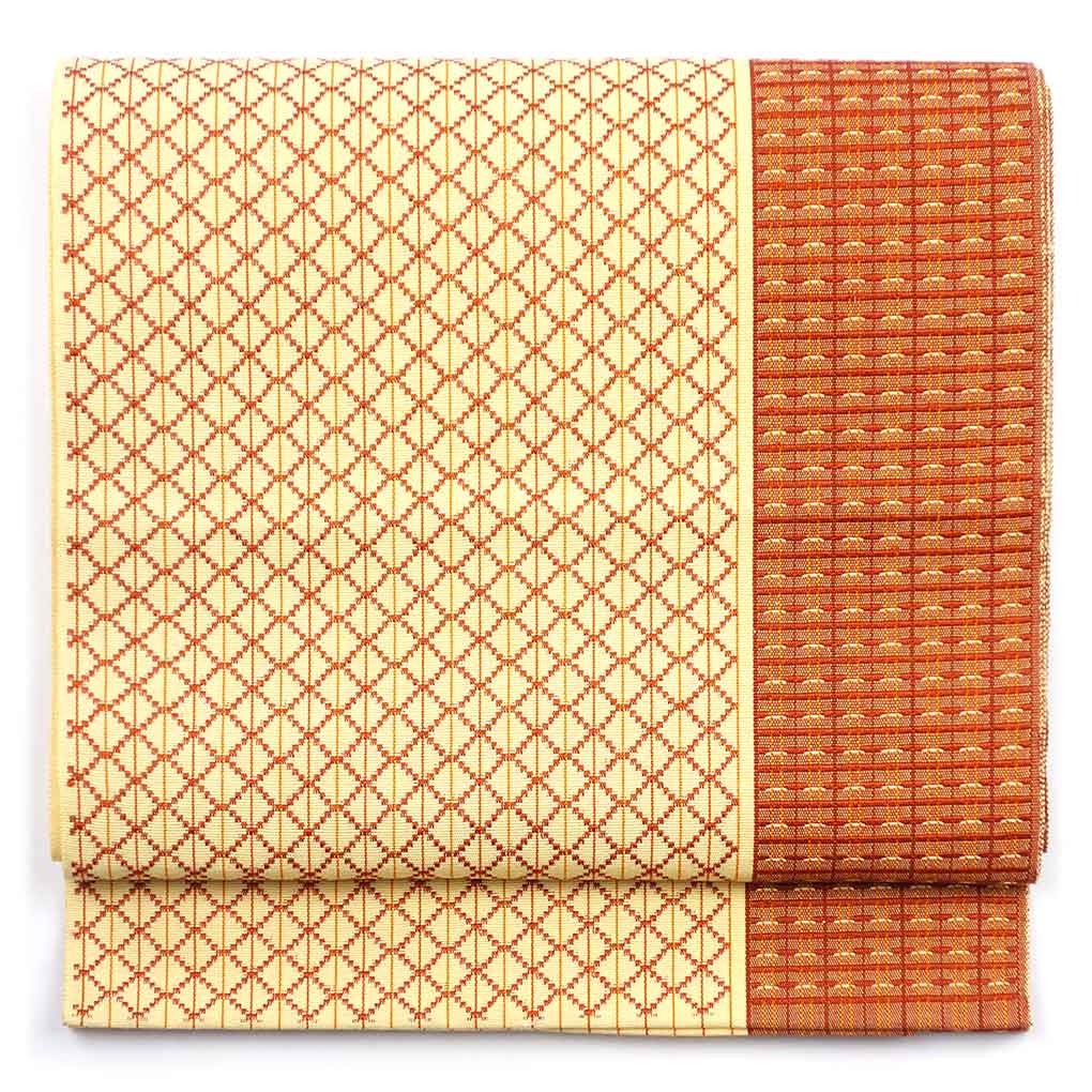 名古屋帯 リサイクル帯 幅31cm 長さ352cm レディース 連続模様 秋冬春用 正絹（シルク）イエロー 美品 リメイク リユース【ランクA】