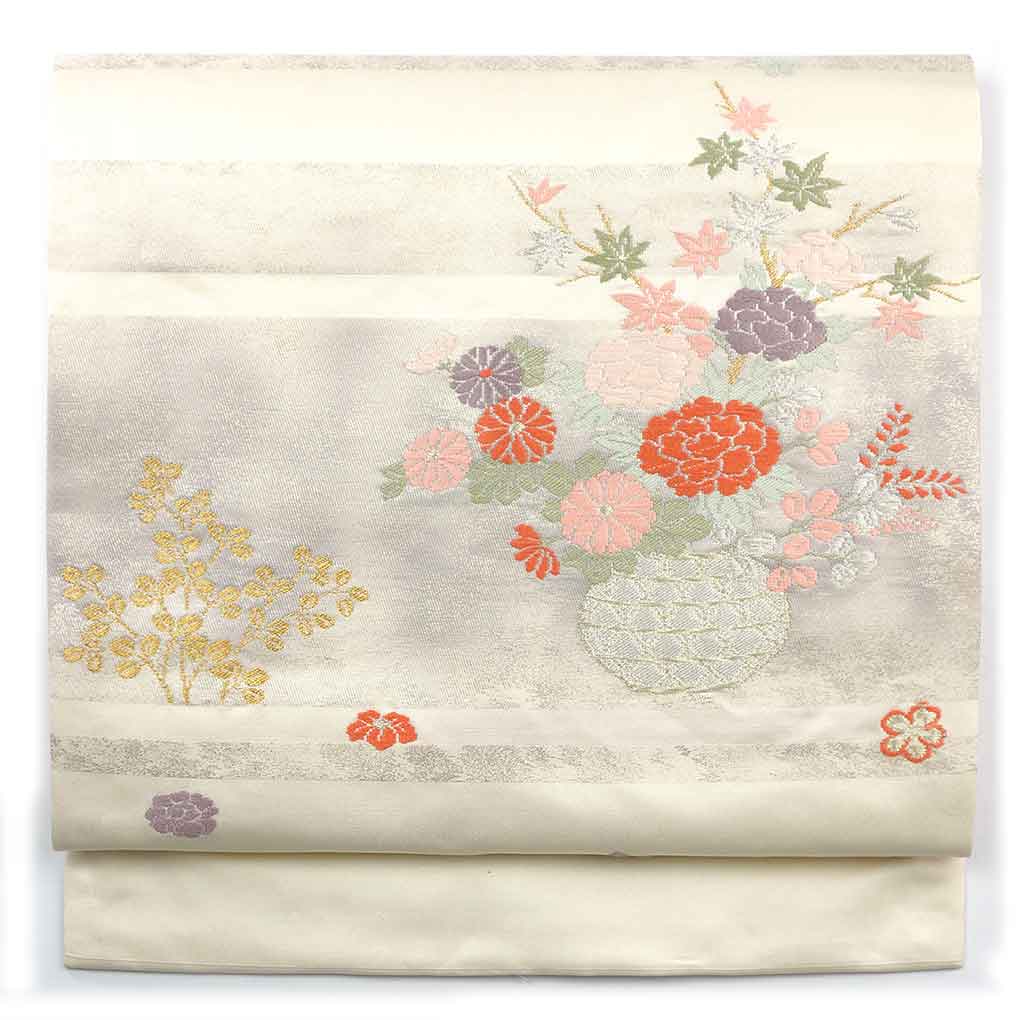 名古屋帯 リサイクル帯 幅31cm 長さ350cm レディース 花柄 秋冬春用 正絹（シルク）ホワイト 美品 リメイク リユース【ランクA】