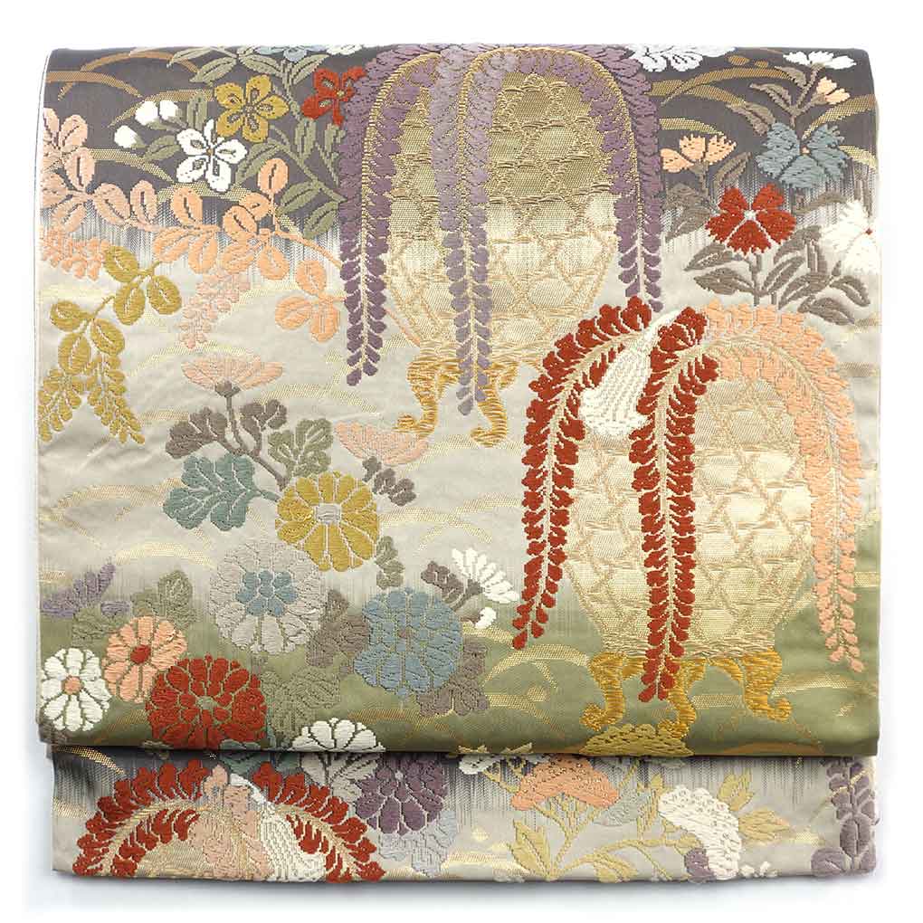 袋帯 リサイクル帯 幅31cm 長さ431cm レディース 四季の花柄 秋冬春用 正絹（シルク）グレー 美品 リメイク リユース【ランクA】