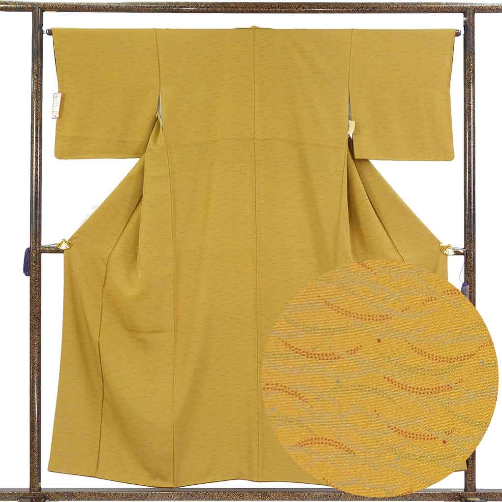 小紋 リサイクル着物 身丈155cm 裄66cm 前幅26cm 後幅29cm 袖丈45cm 袖幅33cm レディース 袷 露芝 裄長 裄M-Lサイズ 秋冬春用 正絹（シルク）イエロー 美品 リメイク リユース【ランクA】