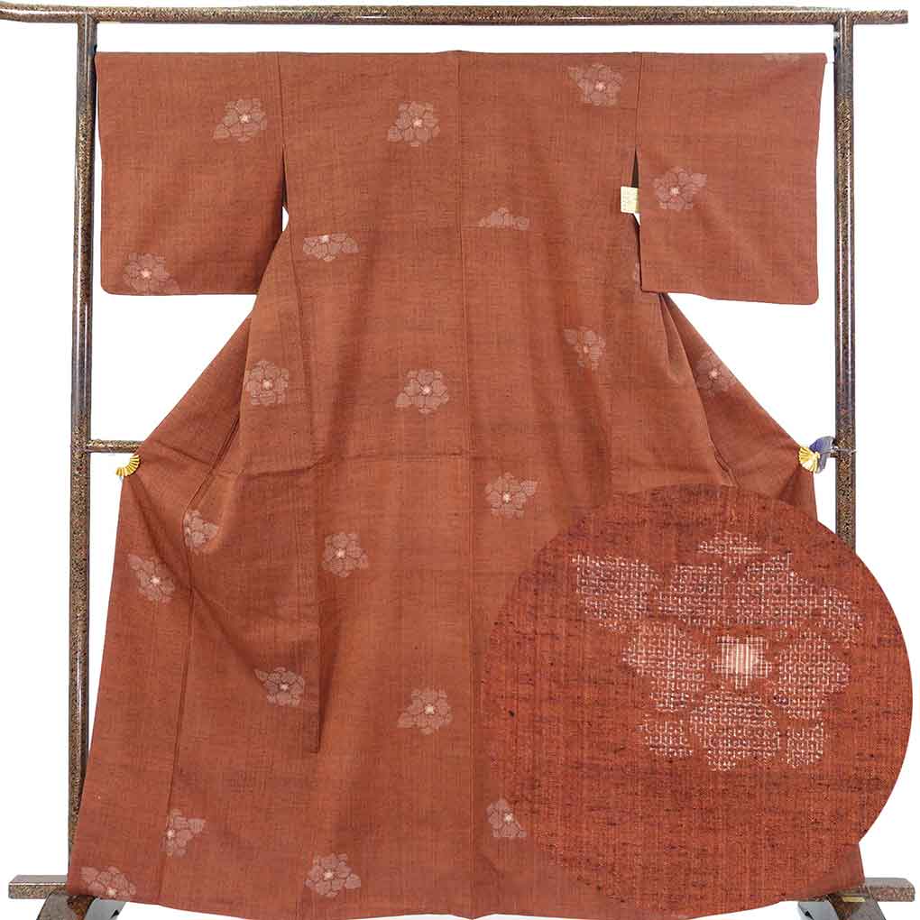 紬 リサイクル着物 身丈165cm 裄68cm 前幅27cm 後幅32.5cm 袖丈49cm 袖幅33.5cm レディース 袷 花柄 裄長 裄Lサイズ 秋冬春用 正絹（シルク）ブラウン トールサイズ 美品 リメイク リユース【ランクA】