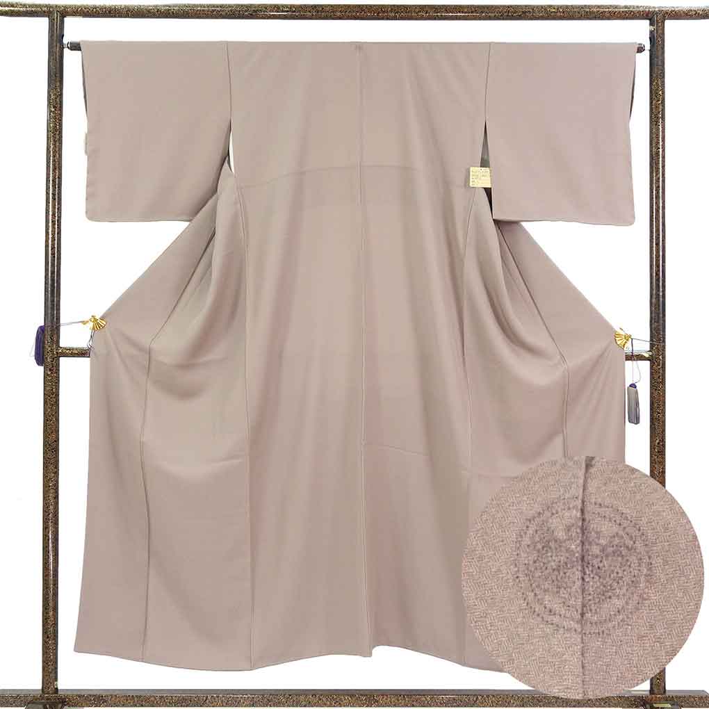 色無地 リサイクル着物 身丈153cm 裄66cm 前幅26cm 後幅31cm 袖丈45.5cm 袖幅33.5cm レディース 袷 無地 裄長 裄M-Lサイズ 秋冬春用 正絹（シルク）ブラウン 美品 リメイク リユース【ランクA】