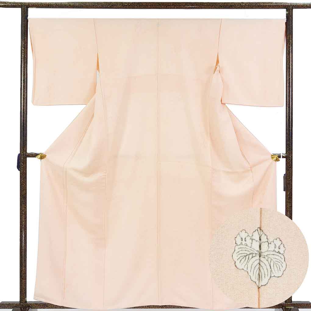 色無地 リサイクル着物 身丈162cm 裄69cm 前幅22.5cm 後幅29.5cm 袖丈49cm 袖幅34cm レディース 袷 無地 裄長 裄L-LLサイズ 秋冬春用 正絹（シルク）ピンク 美品 リメイク リユース【ランクA】