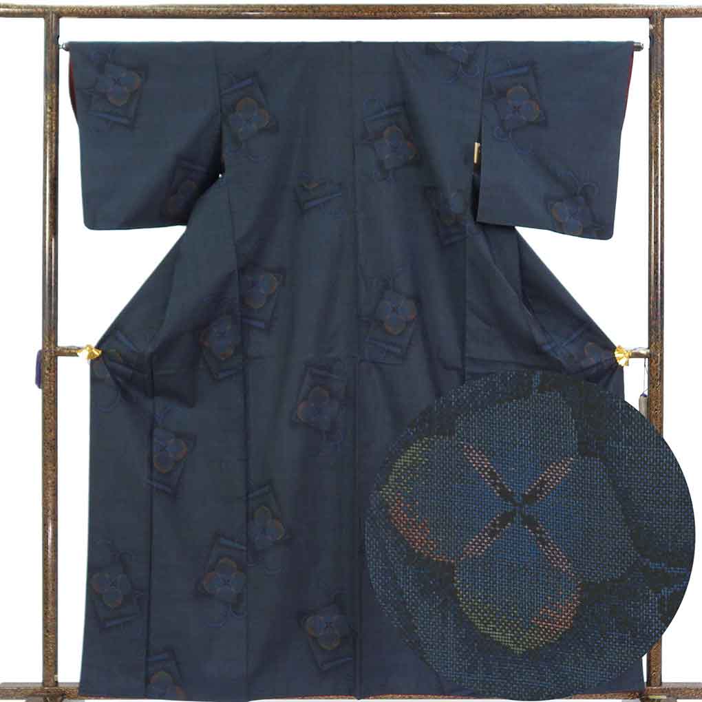 紬 リサイクル着物 身丈163cm 裄66cm 前幅24cm 後幅30cm 袖丈49cm 袖幅33.5cm レディース 袷 花柄 裄長 裄M-Lサイズ 秋冬春用 正絹（シルク）ネイビー やや難 大島紬 リメイク リユース【ランクB】