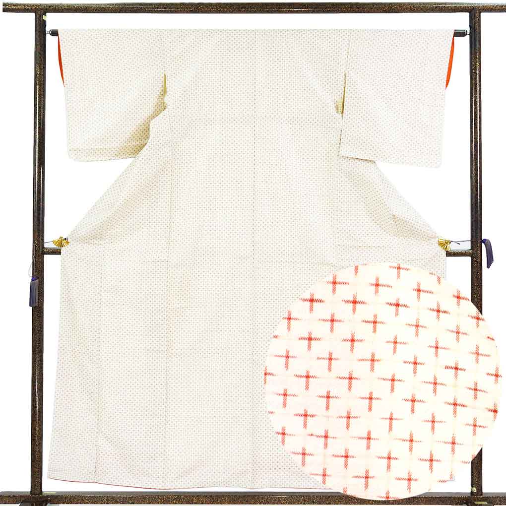 紬 リサイクル着物 身丈159cm 裄64cm 前幅23cm 後幅28cm 袖丈49cm 袖幅32cm レディース 袷 絣模様 裄Mサイズ 秋冬春用 正絹（シルク）ホワイト 美品 リメイク リユース【ランクA】