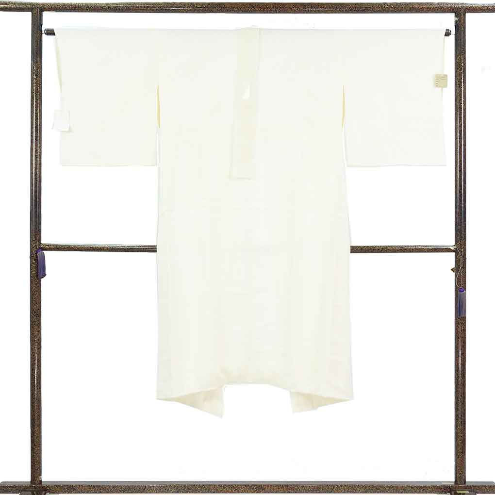 長襦袢 リサイクル着物 襦袢丈125cm 裄64.5cm 袖丈48cm 袖幅32.5cm レディース 袷 孔雀 裄Mサイズ 秋冬春用 正絹（シルク）ホワイト 美品 リメイク リユース【ランクA】