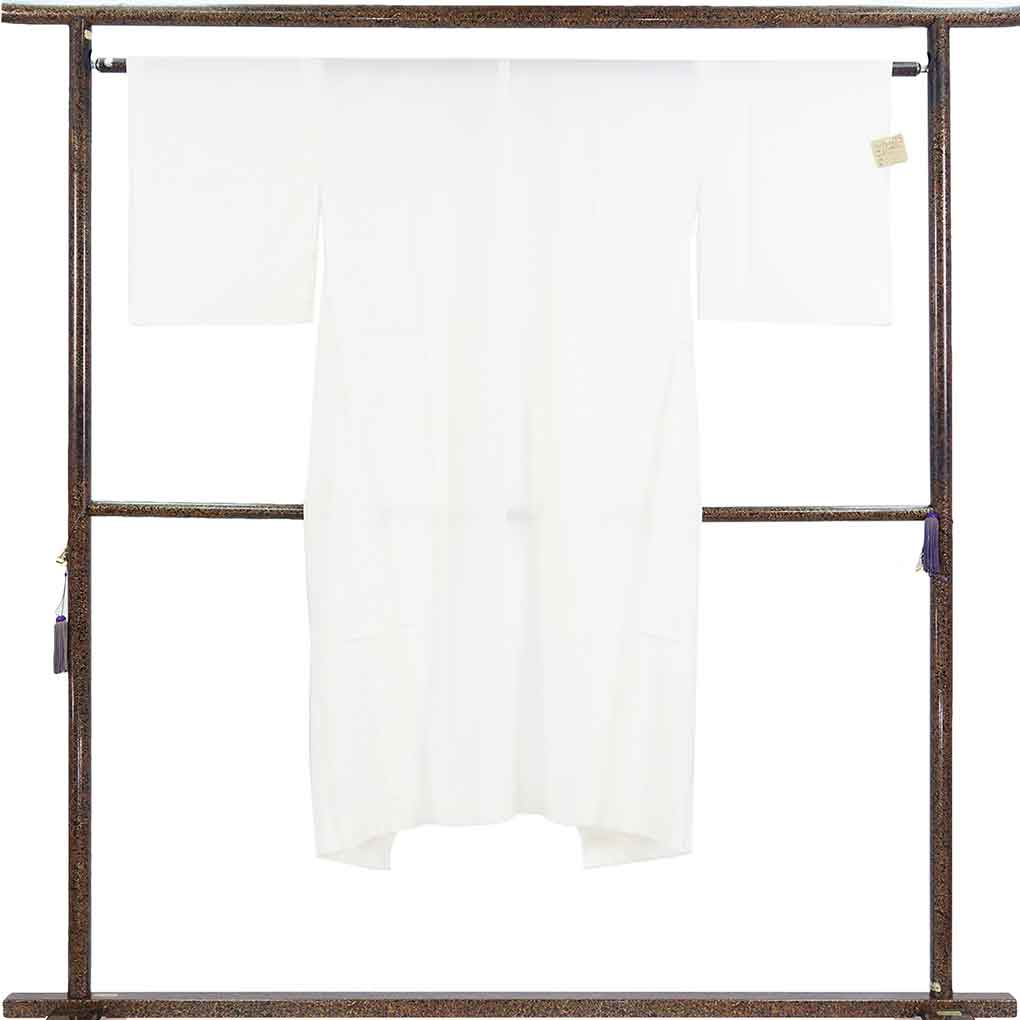 長襦袢 リサイクル着物 襦袢丈128cm 裄62cm 袖丈45cm 袖幅31.5cm レディース 胴抜袖無双 紗綾形 裄Sサイズ 秋冬春用 ポリエステル ホワイト 美品 リメイク リユース【ランクA】