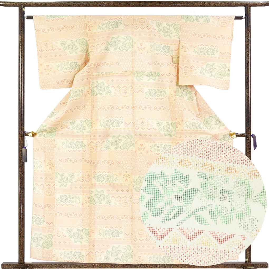 紬 リサイクル着物 身丈160cm 裄62cm 前幅23cm 後幅29cm 袖丈49cm 袖幅32cm レディース 単衣 抽象柄 裄Sサイズ 初夏・初秋用 正絹（シルク）ベージュ やや難 リメイク リユース【ランクB】