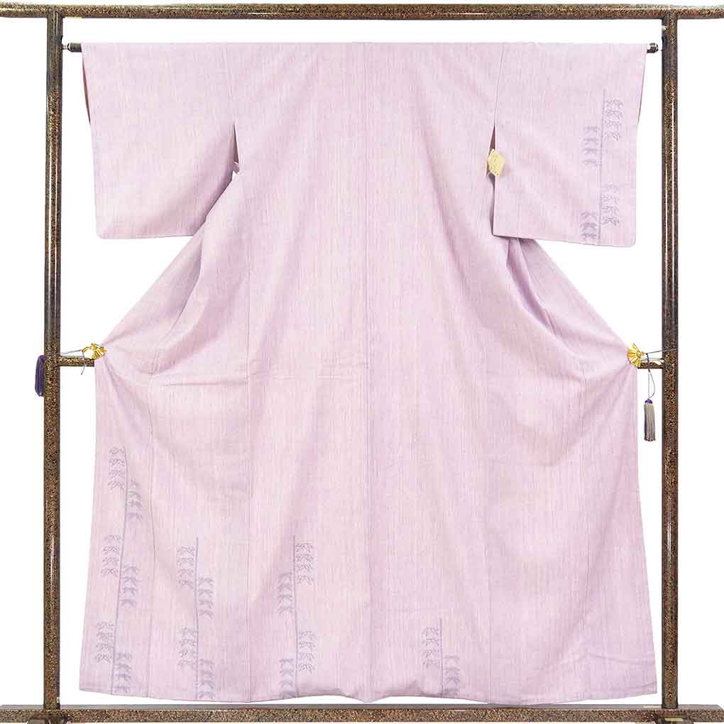 訪問着 リサイクル着物 身丈160cm 裄65cm 前幅23cm 後幅29.5cm 袖丈49cm 袖幅32.5cm レディース 袷 笹 裄Mサイズ 秋冬春用 正絹（シルク）パープル 美品 リメイク リユース【ランクA】
