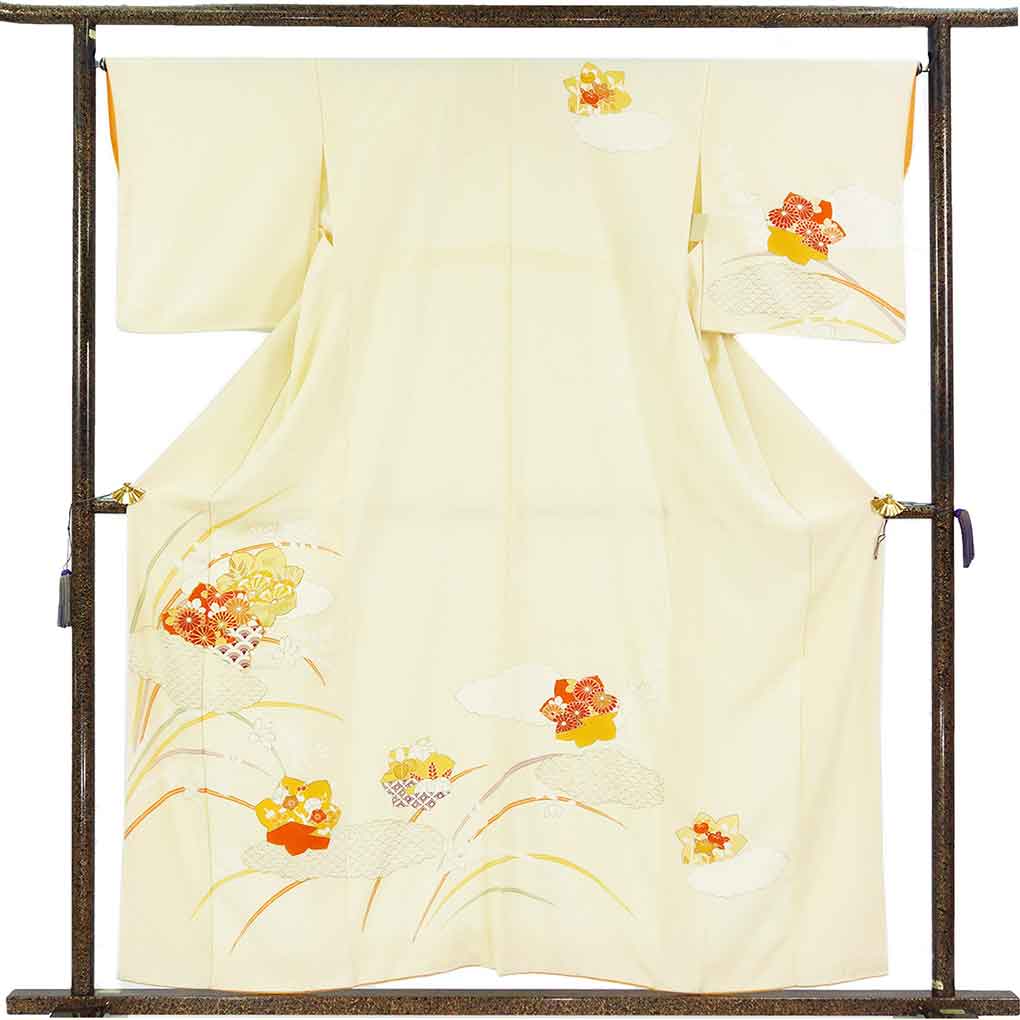 訪問着 リサイクル着物 身丈159cm 裄66cm 前幅23cm 後幅28.5cm 袖丈49cm 袖幅33cm レディース 袷 花柄 裄長 裄M-Lサイズ 秋冬春用 正絹（シルク）イエロー やや難 リメイク リユース【ランクB】