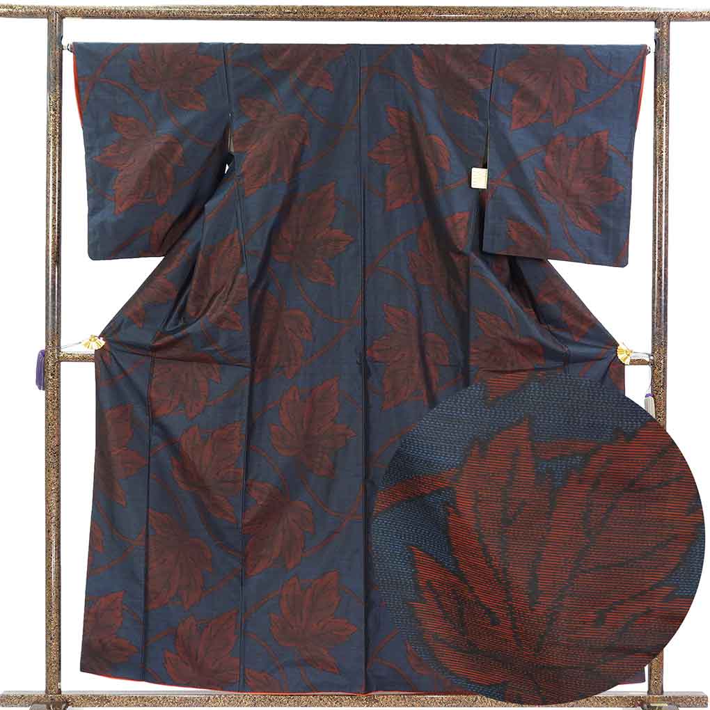 紬 リサイクル着物 身丈160cm 裄65cm 前幅23.5cm 後幅30cm 袖丈54cm 袖幅34cm レディース 袷 植物 裄Mサイズ 秋冬春用 正絹（シルク）ネイビー 美品 大島紬 リメイク リユース【ランクA】