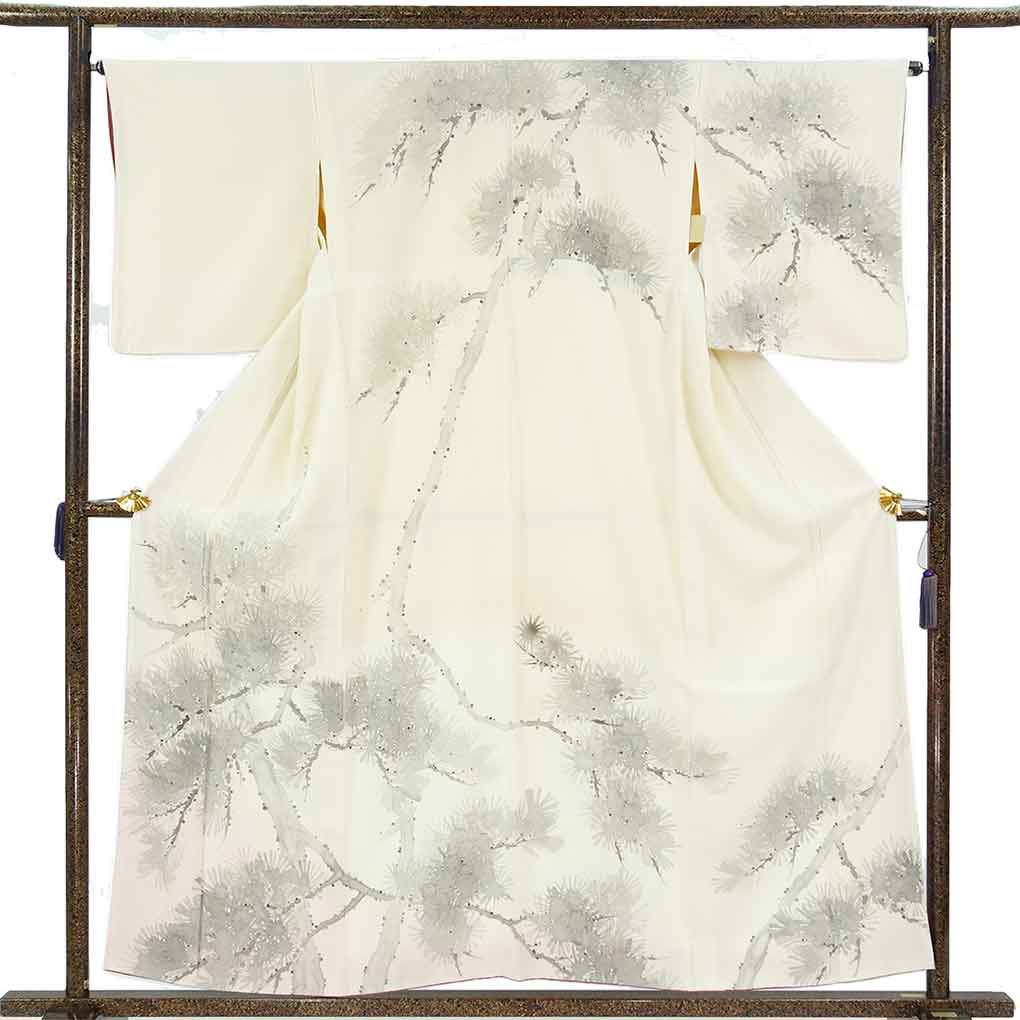 訪問着 リサイクル着物 身丈158cm 裄65cm 前幅24cm 後幅30cm 袖丈50cm 袖幅33cm レディース 袷 松 裄Mサイズ 秋冬春用 正絹（シルク）ホワイト やや難 リメイク リユース【ランクB】