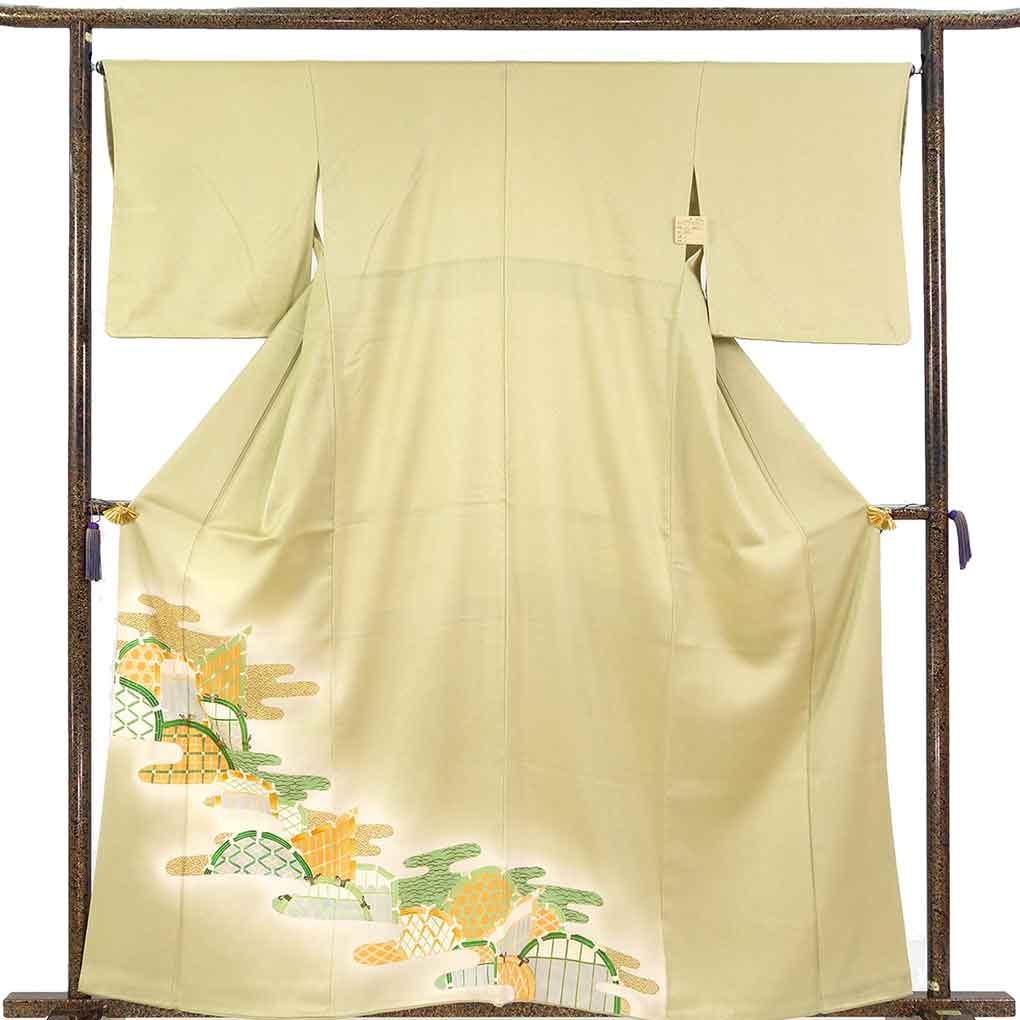 色留袖 リサイクル着物 身丈160cm 裄66cm 前幅26cm 後幅31cm 袖丈48cm 袖幅33cm レディース 袷 竹垣 裄長 裄M-Lサイズ 秋冬春用 正絹（シルク）グリーン やや難 リメイク リユース【ランクB】