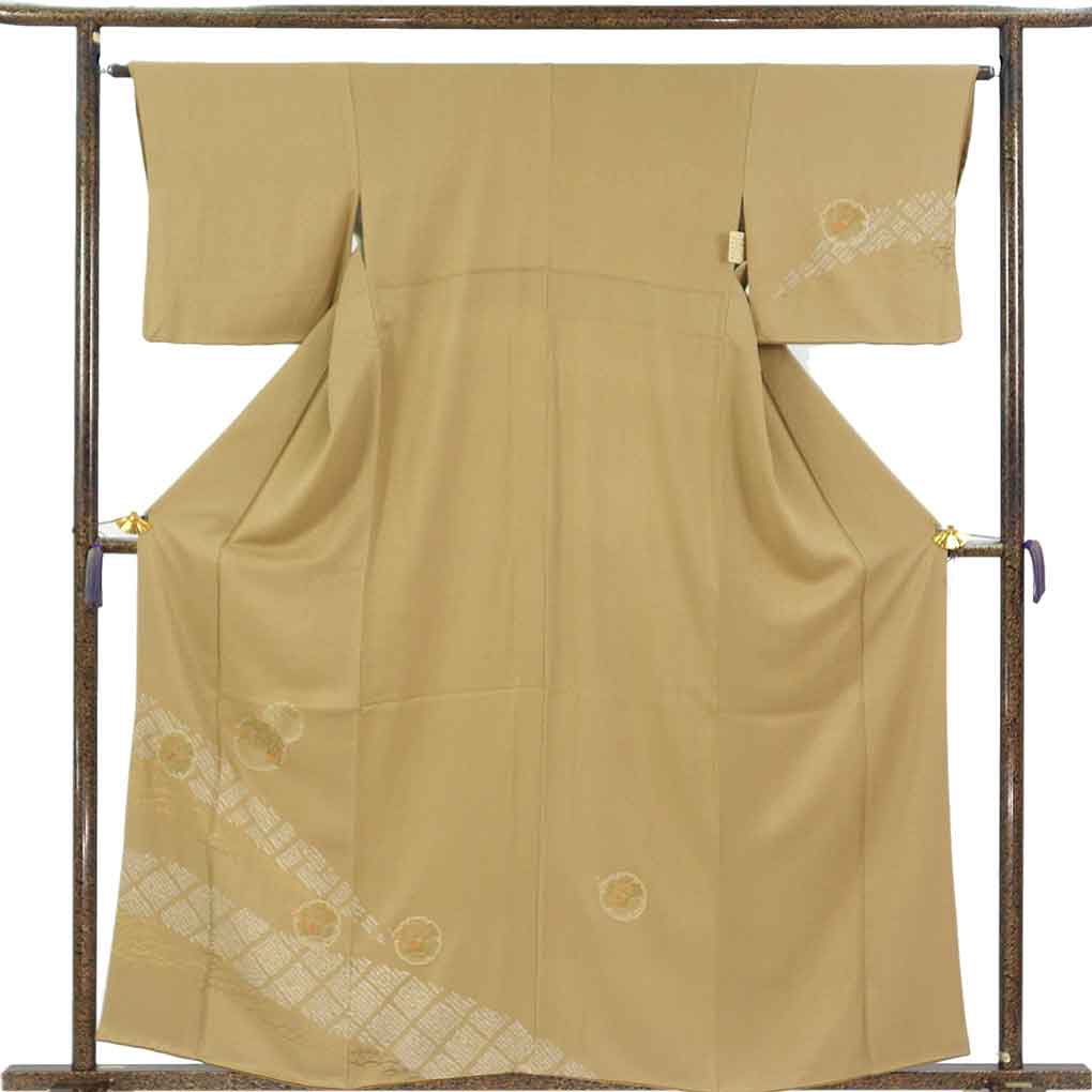 付下 リサイクル着物 身丈161cm 裄65cm 前幅24cm 後幅29cm 袖丈45cm 袖幅32cm レディース 袷 雪輪 裄Mサイズ 秋冬春用 正絹（シルク）ブラウン 美品 リメイク リユース【ランクA】