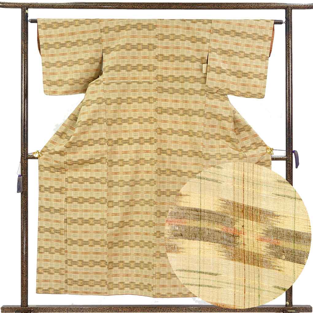 紬 リサイクル着物 身丈156cm 裄63cm 前幅23cm 後幅28cm 袖丈45cm 袖幅32cm レディース 袷 連続模様 裄Mサイズ 秋冬春用 正絹（シルク）ブラウン 美品 リメイク リユース【ランクA】