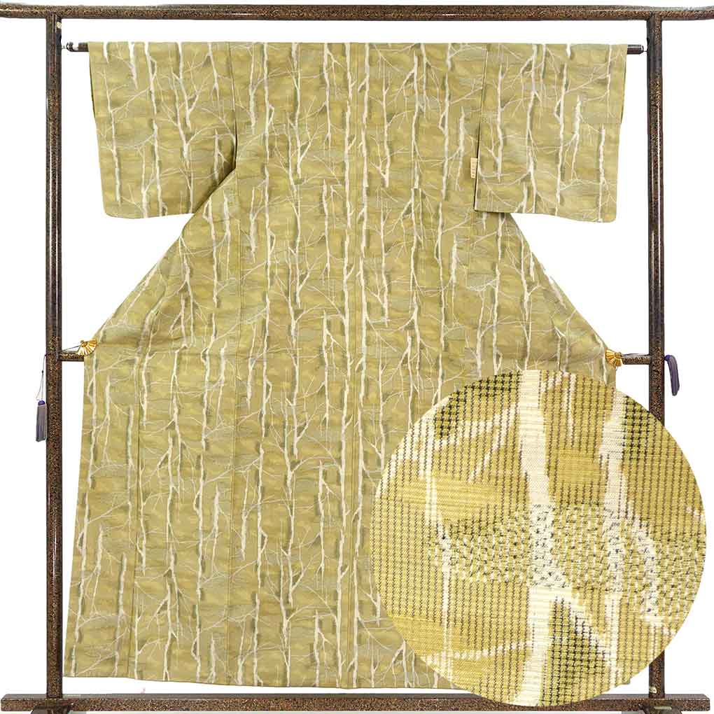 紬 リサイクル着物 身丈160cm 裄63cm 前幅24cm 後幅28cm 袖丈45cm 袖幅32cm レディース 袷 白樺 裄Mサイズ 秋冬春用 正絹（シルク）グリーン 美品 リメイク リユース【ランクA】