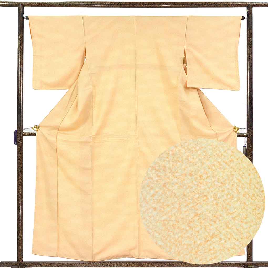 色無地 リサイクル着物 身丈159cm 裄65cm 前幅23cm 後幅28cm 袖丈49cm 袖幅32cm レディース 袷 道長 裄Mサイズ 秋冬春用 正絹（シルク）イエロー 美品 リメイク リユース【ランクA】