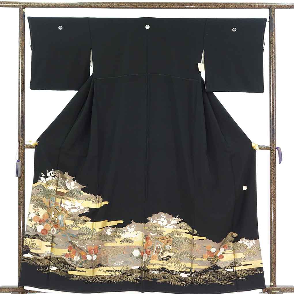 黒留袖 リサイクル着物 身丈163cm 裄67cm 前幅26cm 後幅31cm 袖丈44cm 袖幅33cm レディース 御所車 裄長 裄Lサイズ 年中着用可 正絹（シルク）ブラック 美品 リメイク リユース【ランクA】