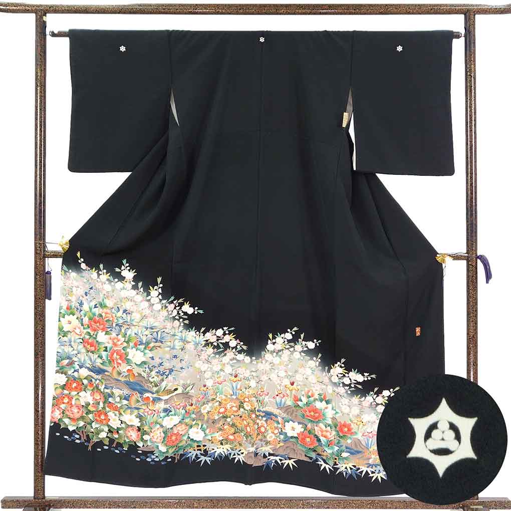 黒留袖 リサイクル着物 身丈156cm 裄63cm 前幅24.5cm 後幅30cm 袖丈48cm 袖幅32cm レディース 花柄 裄Mサイズ 年中着用可 正絹（シルク）ブラック やや難 リメイク リユース【ランクB】