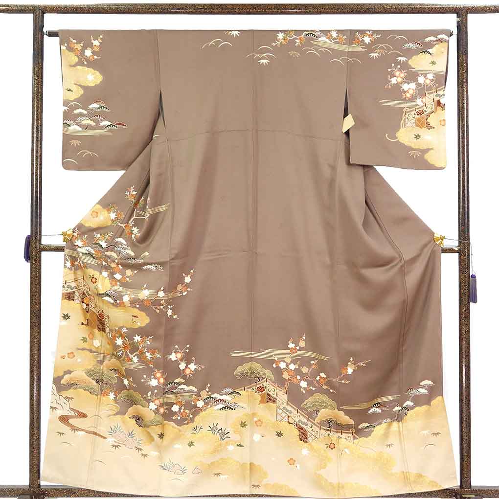 訪問着 リサイクル着物 身丈160cm 裄65cm 前幅23.5cm 後幅30.5cm 袖丈49cm 袖幅32.5cm レディース 袷 四季の花柄 裄Mサイズ 秋冬春用 正絹（シルク）ブラウン 未使用品 リメイク リユース【ランクS】