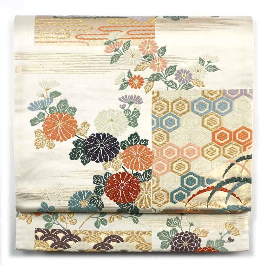 袋帯 リサイクル帯 幅31cm 長さ415cm レディース 花柄 秋冬春用 正絹（シルク）ベージュ 美品 リメイク リユース【ランクA】