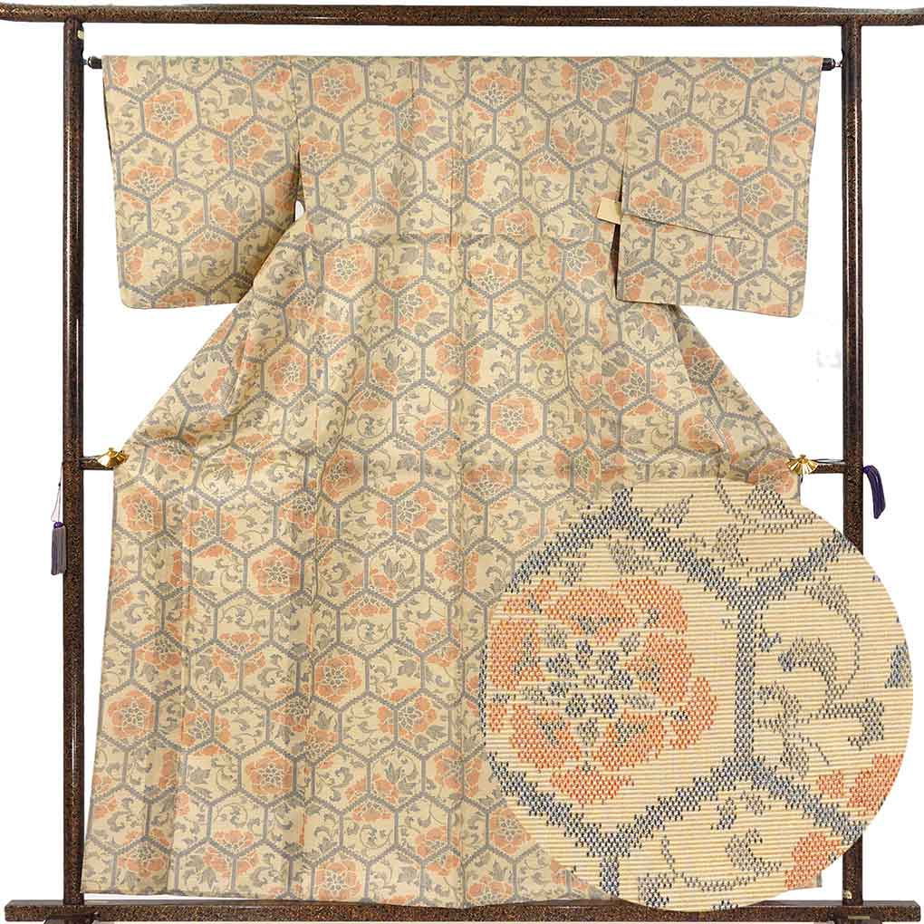 紬 リサイクル着物 身丈160cm 裄65cm 前幅24cm 後幅30cm 袖丈49cm 袖幅34cm レディース 単衣 亀甲 裄Mサイズ 初夏・初秋用 正絹（シルク）ブラウン 美品 リメイク リユース【ランクA】