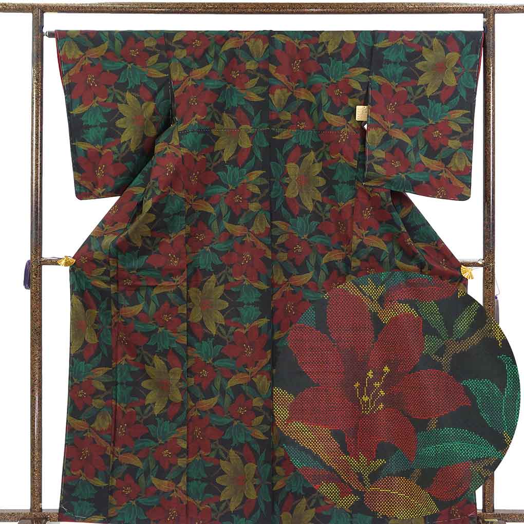 紬 リサイクル着物 身丈165cm 裄66cm 前幅24cm 後幅29cm 袖丈57cm 袖幅33cm レディース 袷 花柄 裄長 裄M-Lサイズ 秋冬春用 正絹（シルク）ブラック トールサイズ 未使用品 大島紬 リメイク リユース【ランクS】