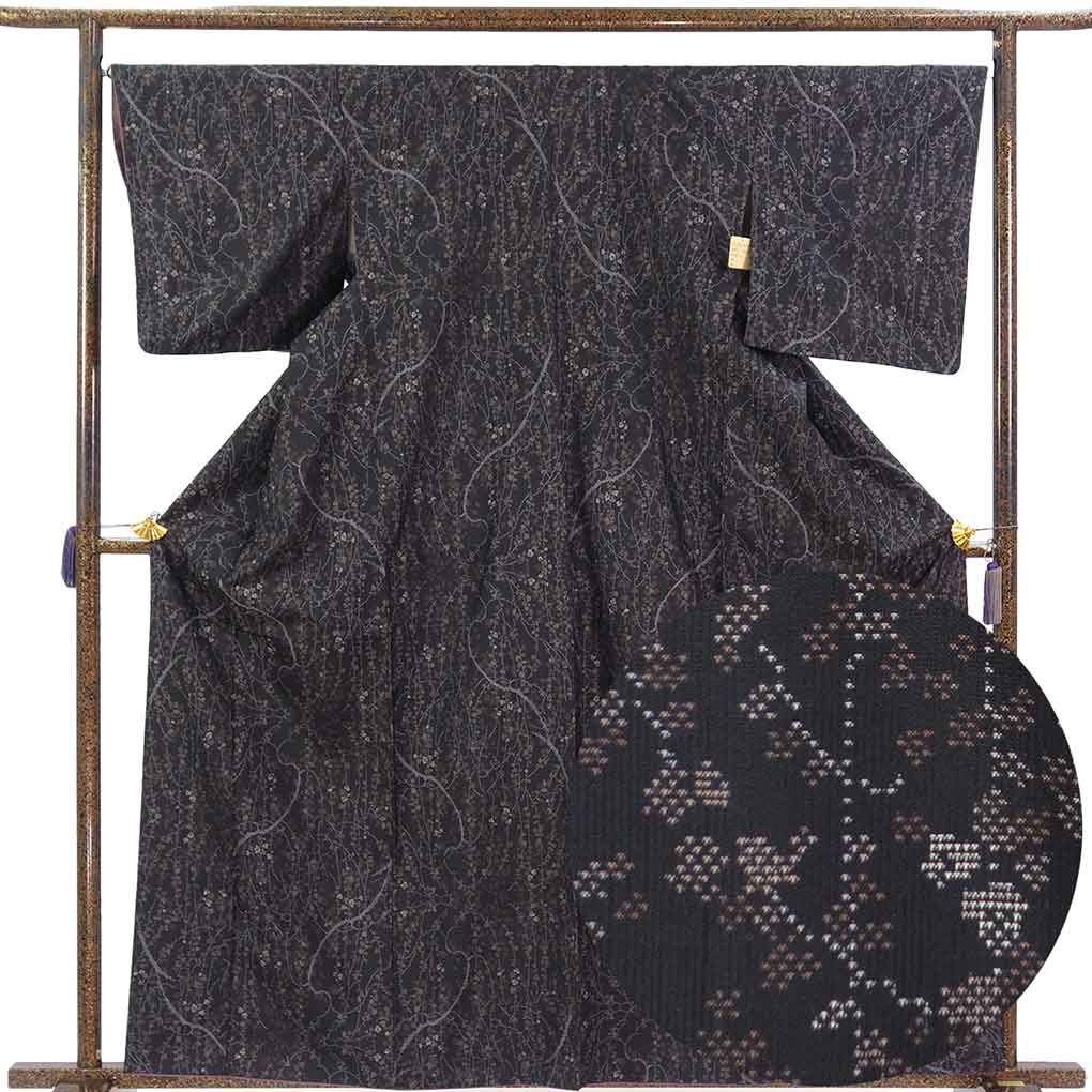 紬 リサイクル着物 身丈164cm 裄66cm 前幅25cm 後幅30.5cm 袖丈49cm 袖幅33.5cm レディース 袷 植物 裄長 裄M-Lサイズ 秋冬春用 正絹（シルク）ブラック トールサイズ 美品 リメイク リユース【ランクA】