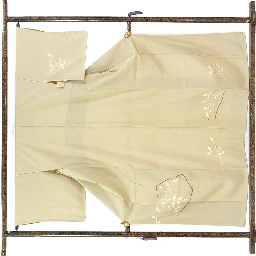 訪問着 リサイクル着物 身丈159cm 裄64cm 前幅22.5cm 後幅28cm 袖丈49cm 袖幅32cm レディース 袷 花柄 裄Mサイズ 秋冬春用 正絹（シルク）ブラウン 未使用品 リメイク リユース【ランクS】
