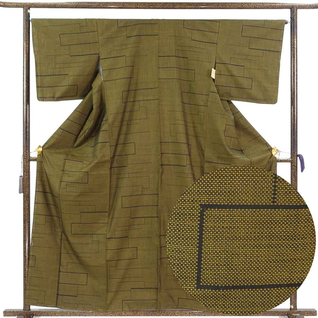 紬 リサイクル着物 身丈160cm 裄66cm 前幅26.5cm 後幅30cm 袖丈47cm 袖幅33cm レディース 袷 連続模様 裄長 裄M-Lサイズ 秋冬春用 正絹（シルク）ブラウン 未使用品 大島紬 リメイク リユース【ランクS】
