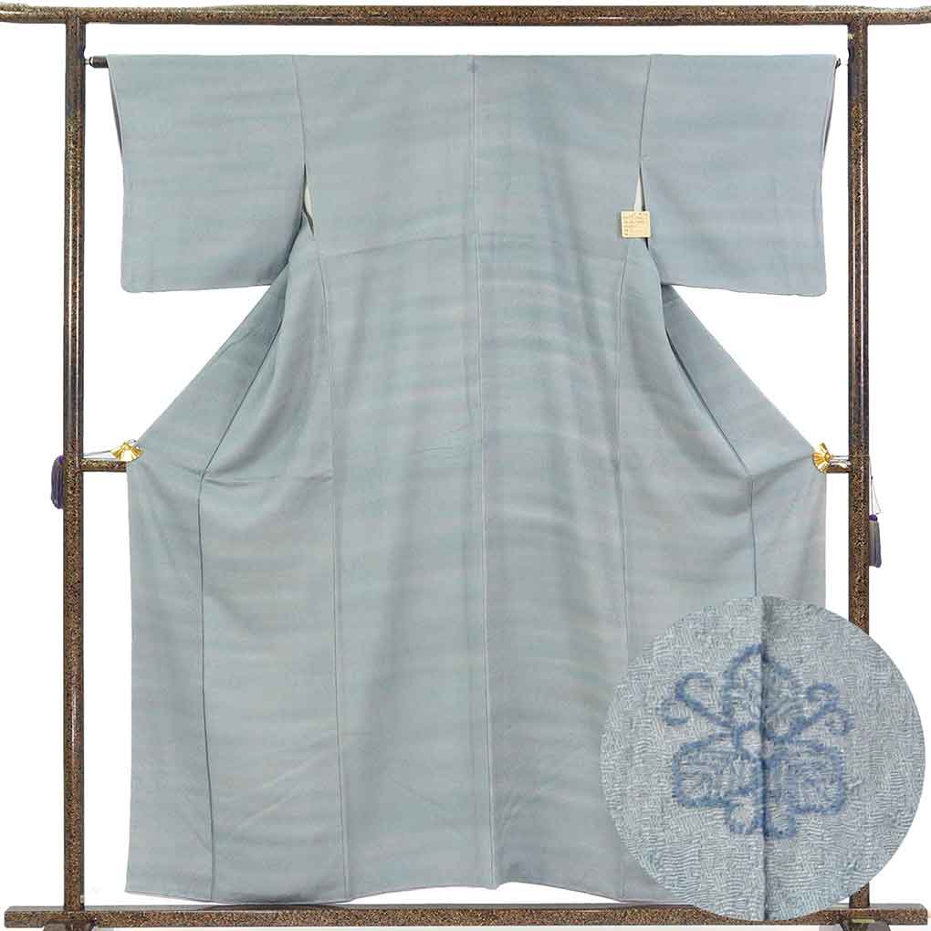 色無地 リサイクル着物 身丈158cm 裄65cm 前幅24cm 後幅30cm 袖丈45cm 袖幅32.5cm レディース 袷 横段柄 裄Mサイズ 秋冬春用 正絹（シルク）ブルー 美品 リメイク リユース【ランクA】