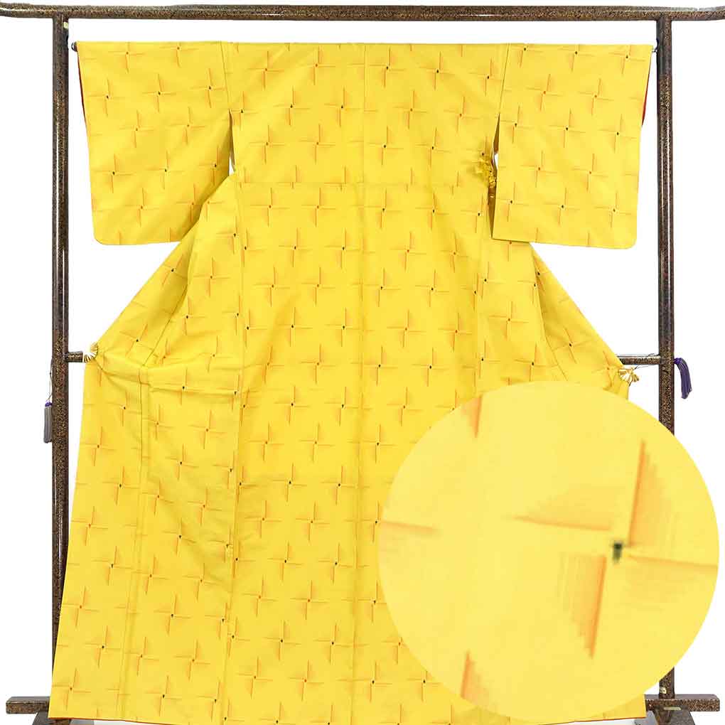 紬 リサイクル着物 身丈167cm 裄66cm 前幅24cm 後幅30cm 袖丈51cm 袖幅33cm レディース 袷 風車 裄長 裄M-Lサイズ 秋冬春用 正絹（シルク）イエロー トールサイズ 未使用品 リメイク リユース【ランクS】