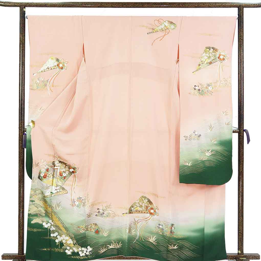 振袖 リサイクル着物 身丈163cm 裄68cm 前幅24cm 後幅30cm 袖丈110cm 袖幅34cm レディース 袷 扇面 裄長 裄Lサイズ 秋冬春用 正絹（シルク）ピンク 美品 リメイク リユース【ランクA】