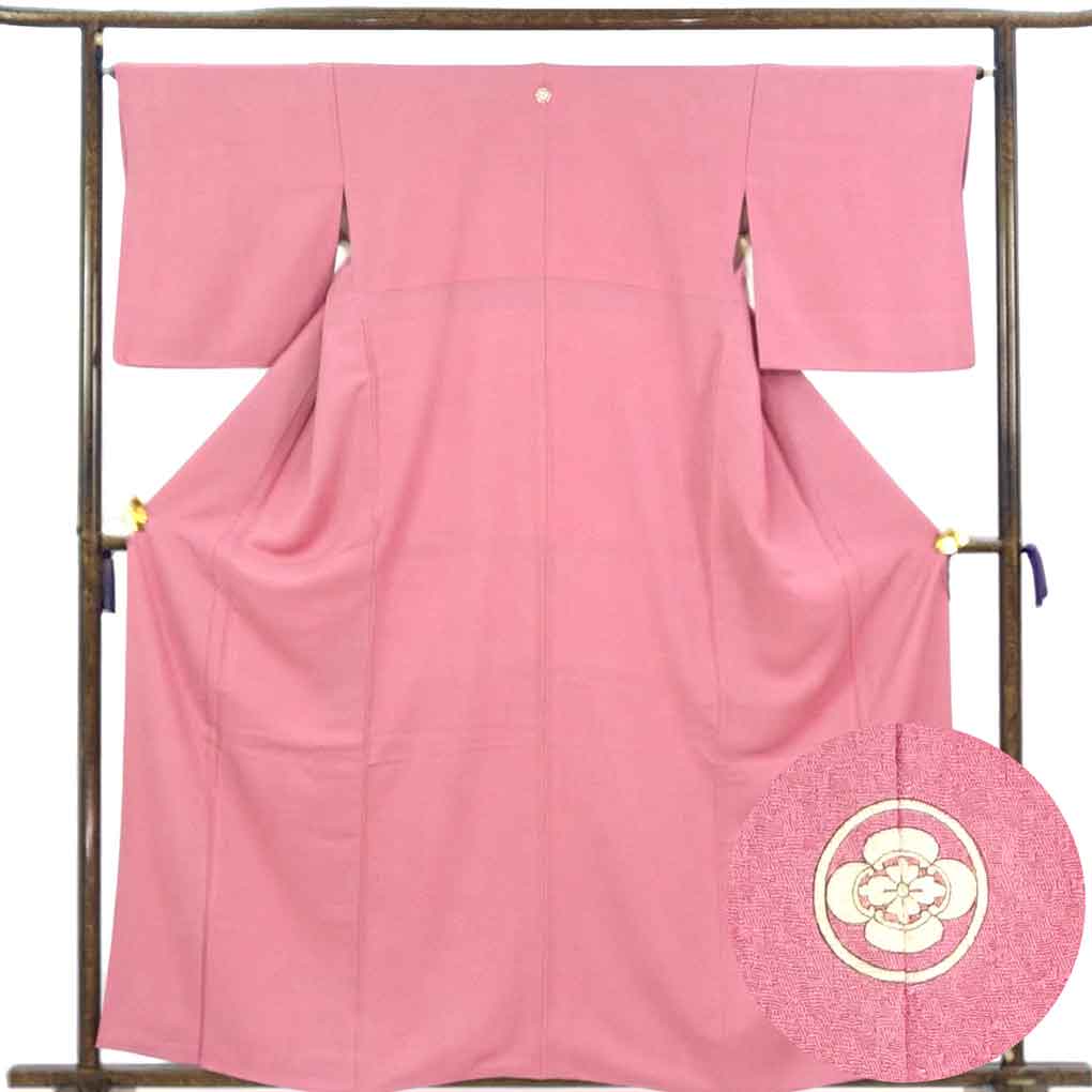 色無地 リサイクル着物 身丈162cm 裄66cm 前幅24.5cm 後幅28cm 袖丈49cm 袖幅33cm レディース 袷 無地 裄長 裄M-Lサイズ 秋冬春用 正絹（シルク）ピンク 美品 リメイク リユース【ランクA】