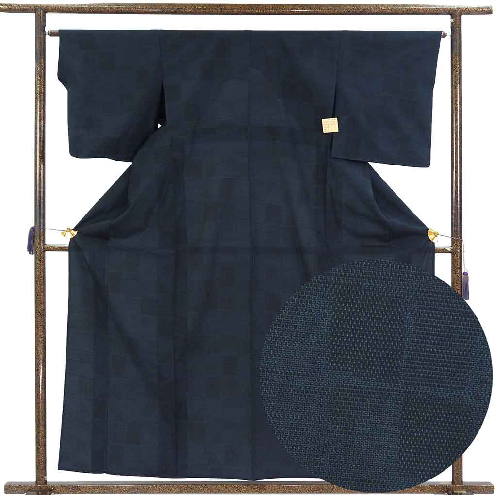 紬 リサイクル着物 身丈160cm 裄64cm 前幅25cm 後幅29cm 袖丈49cm 袖幅33cm レディース 単衣 絣模様 裄Mサイズ 初夏・初秋用 正絹（シルク）ネイビー 美品 塩沢 リメイク リユース【ランクA】