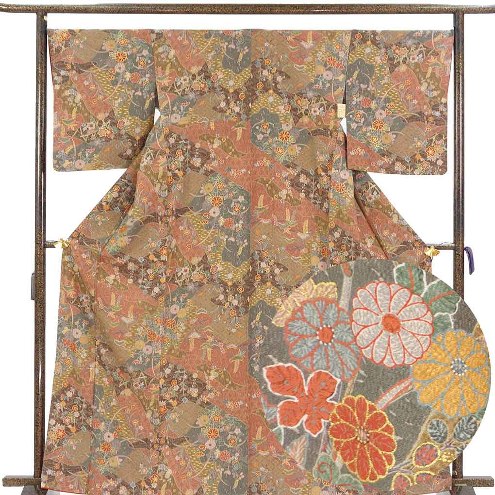 小紋 リサイクル着物 身丈169cm 裄68cm 前幅25cm 後幅30cm 袖丈50cm 袖幅34cm レディース 袷 四季の花柄 裄長 裄Lサイズ 秋冬春用 正絹（シルク）ブラウン トールサイズ 未使用品 リメイク リユース【ランクS】