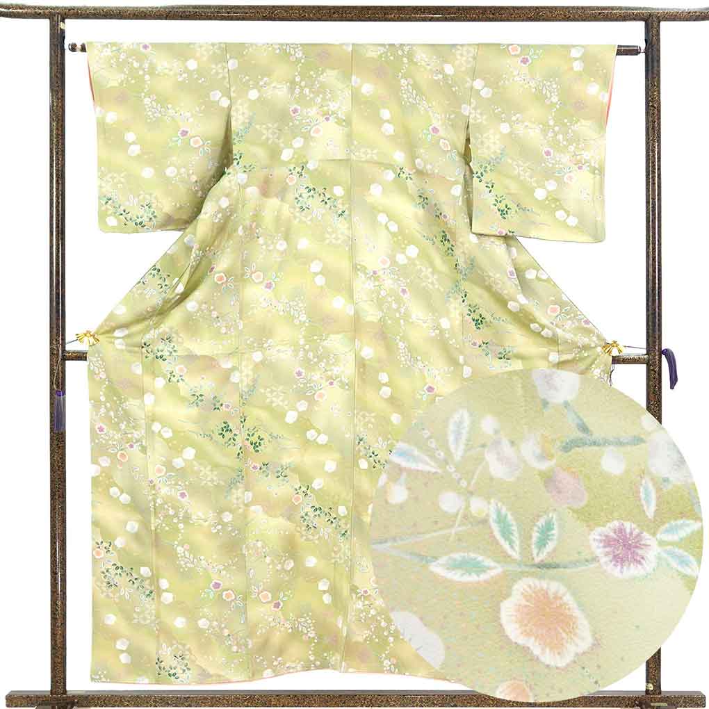 小紋 リサイクル着物 身丈157cm 裄62cm 前幅22.5cm 後幅28cm 袖丈48cm 袖幅32cm レディース 袷 四季の花柄 裄Sサイズ 秋冬春用 正絹（シルク）グリーン 美品 リメイク リユース【ランクA】