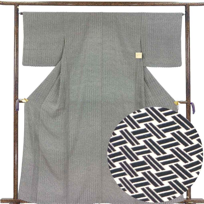 小紋 リサイクル着物 身丈164cm 裄67cm 前幅25cm 後幅30cm 袖丈46cm 袖幅34cm レディース 単衣 網代 裄長 裄Lサイズ 初夏・初秋用 正絹（シルク）ブラック トールサイズ やや難 リメイク リユース【ランクB】