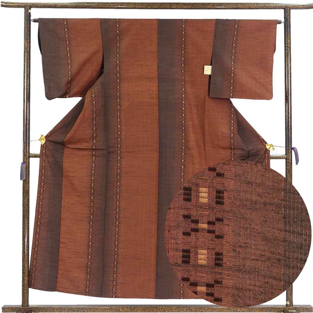 紬 リサイクル着物 身丈156cm 裄64cm 前幅25cm 後幅29cm 袖丈48cm 袖幅33cm レディース 単衣 縦ぼかし 裄Mサイズ 初夏・初秋用 正絹（シルク）ブラウン 美品 リメイク リユース【ランクA】