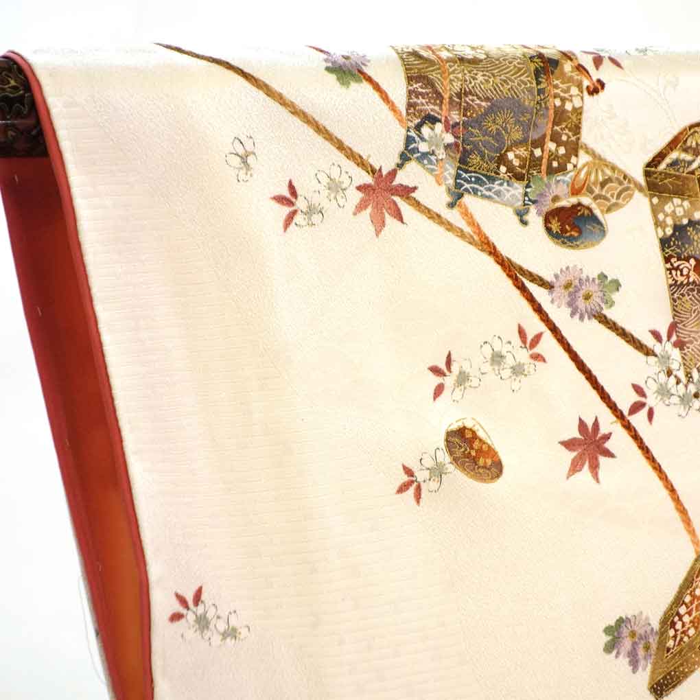 小紋 リサイクル着物 身丈159cm 裄63cm 前幅22.5cm 後幅27cm 袖丈56cm 袖幅32cm レディース 袷 貝桶 裄Mサイズ 秋冬春用 正絹（シルク）ホワイト 未使用品 リメイク リユース【ランクS】