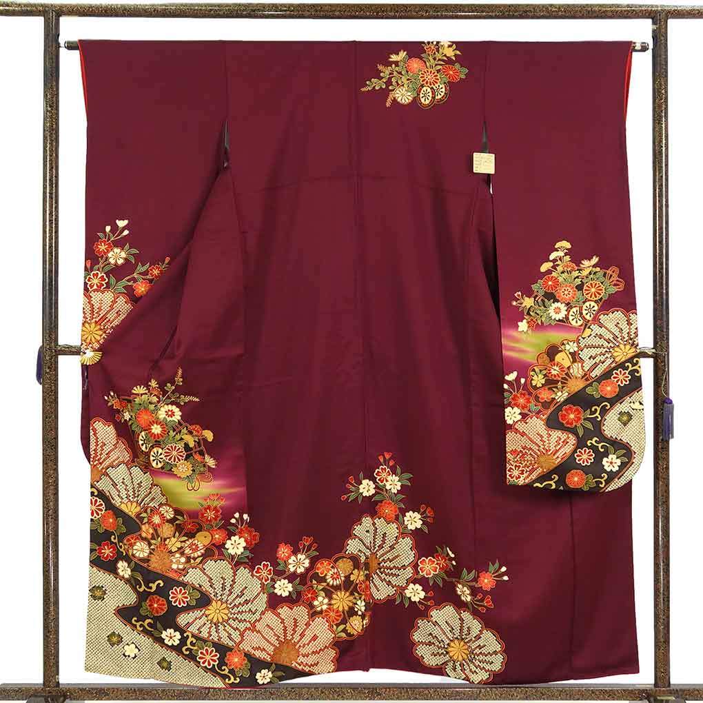 振袖と長襦袢セット リサイクル着物 身丈158cm 裄63cm 前幅24cm 後幅30cm 袖丈108cm 袖幅32cm レディース 袷 花柄 裄Mサイズ 秋冬春用 正絹(シルク)パープル やや難 リメイク リユース【ランクB】