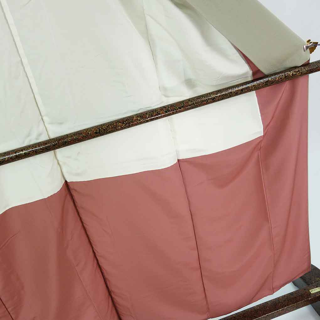 小紋 リサイクル着物 身丈157cm 裄64.5cm 前幅23cm 後幅30.5cm 袖丈48cm 袖幅32.5cm レディース 袷 花柄 裄Mサイズ 秋冬春用 正絹（シルク）グリーン やや難 リメイク リユース【ランクB】