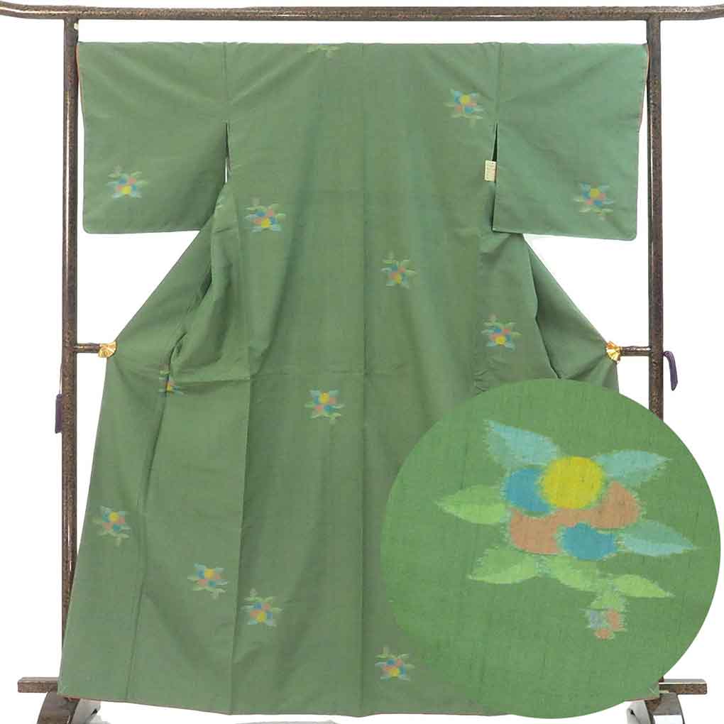 紬 リサイクル着物 身丈166cm 裄69cm 前幅26.5cm 後幅32cm 袖丈49cm 袖幅35cm レディース 袷 花柄 裄長 裄L-LLサイズ 秋冬春用 正絹(シルク)グリーン トールサイズ 未使用品 リメイク リユース【ランクS】