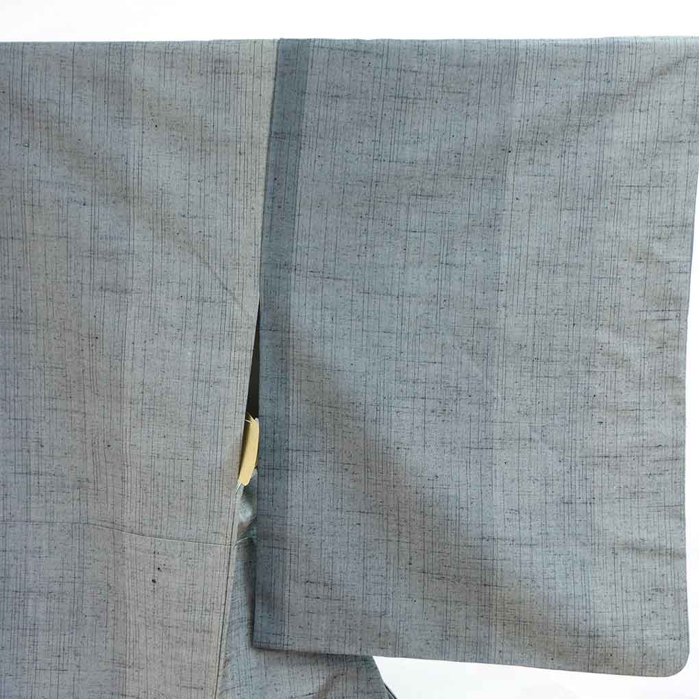 紬 リサイクル着物 身丈160cm 裄65cm 前幅26cm 後幅30cm 袖丈49cm 袖幅32cm レディース 袷 ぼかし 裄Mサイズ 秋冬春用 正絹（シルク）グレー 美品 リメイク リユース【ランクA】