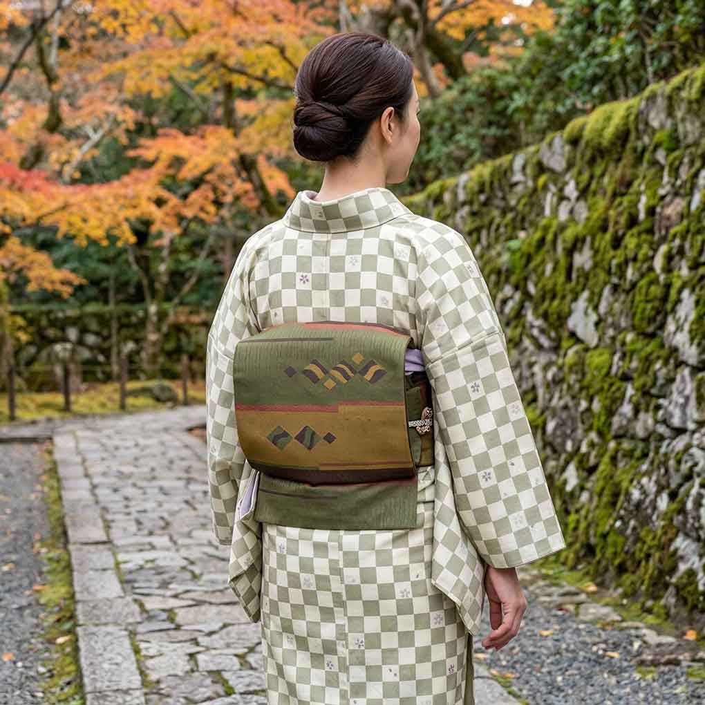 京袋帯 リサイクル帯 幅29cm 長さ366cm レディース 横段柄 秋冬春用 正絹（シルク）ブラウン 美品 リメイク リユース【ランクA】