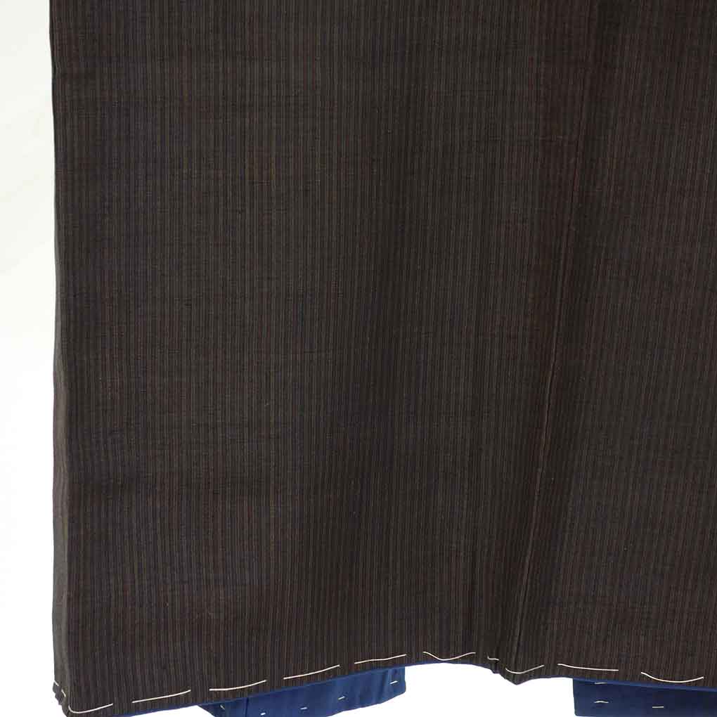 男物着物 リサイクル着物 身丈134cm 裄66cm 前幅25cm 後幅31cm 袖丈47cm 袖幅34cm メンズ 袷 縞 裄長 裄M-Lサイズ 秋冬春用 正絹（シルク）ブラウン 未使用品 リメイク リユース【ランクS】