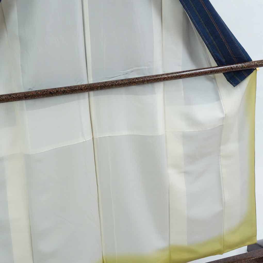 【在庫処分】リサイクル着物 紬正絹紺地縦縞亀甲絣袷真綿紬着物レディース【裄Mサイズ】【ランクA】