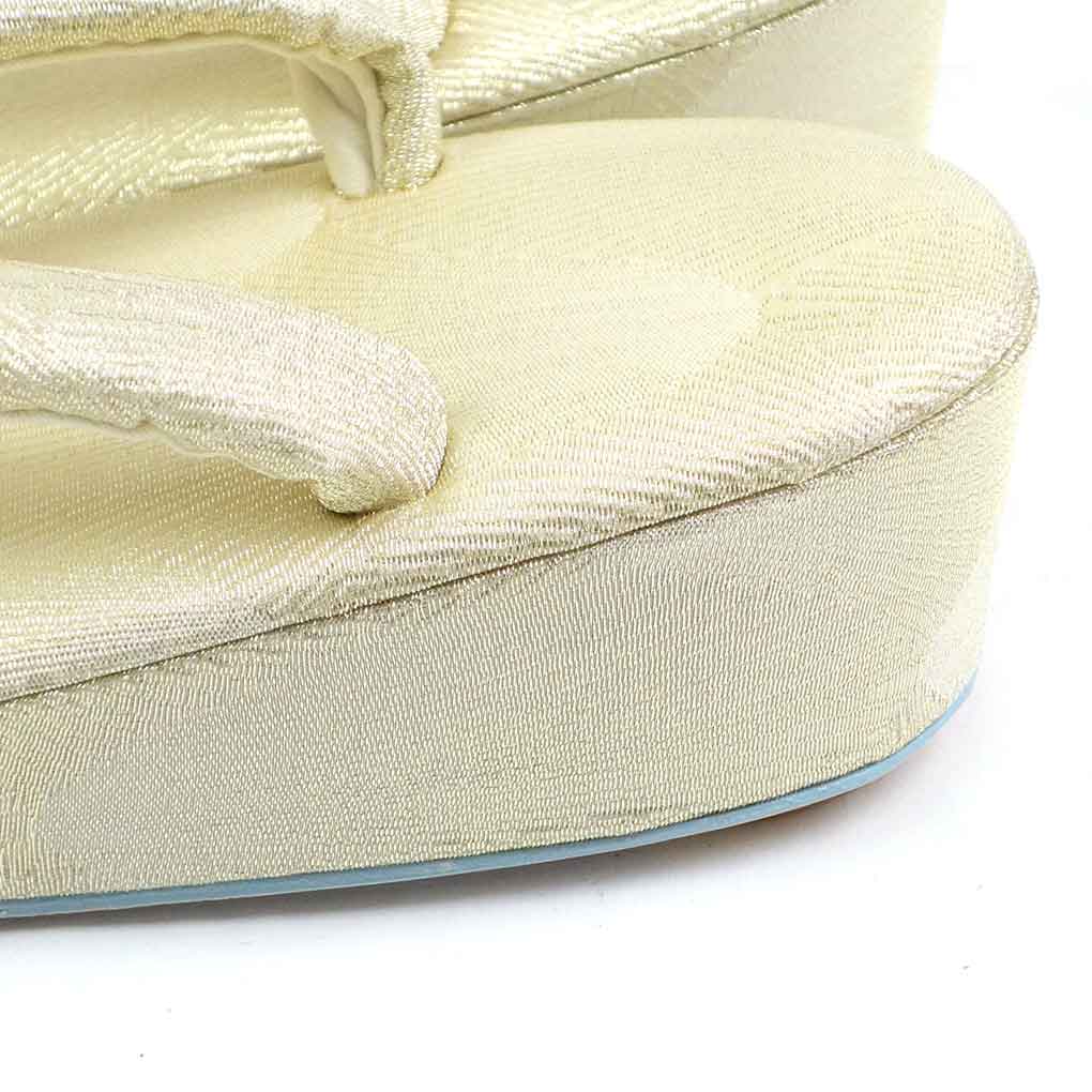 【新品】草履バッグセット／留袖や訪問着などフォーマル用にお使い下さい・結婚式用 フォーマル用