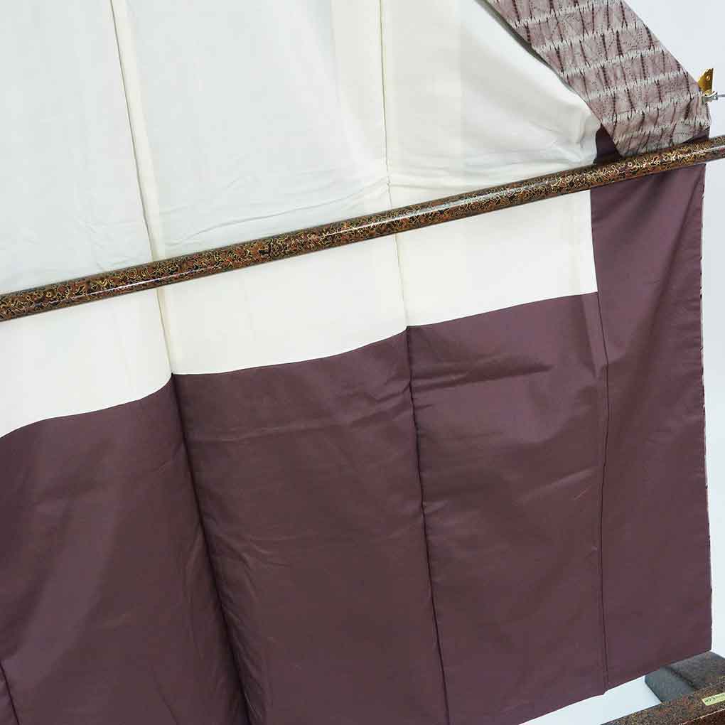 紬 リサイクル着物 身丈154cm 裄64cm 前幅23cm 後幅29cm 袖丈47cm 袖幅33cm レディース 袷 絞り 裄Mサイズ 秋冬春用 正絹（シルク）ブラウン 美品 リメイク リユース【ランクA】