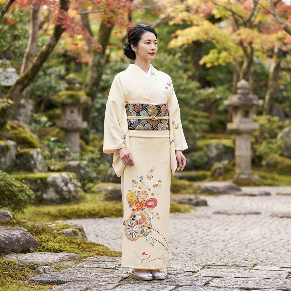 訪問着 リサイクル着物 身丈160cm 裄65cm 前幅24cm 後幅29cm 袖丈56cm 袖幅32cm レディース 袷 花柄 裄Mサイズ 秋冬春用 正絹(シルク)オレンジ 美品 リメイク リユース【ランクA】